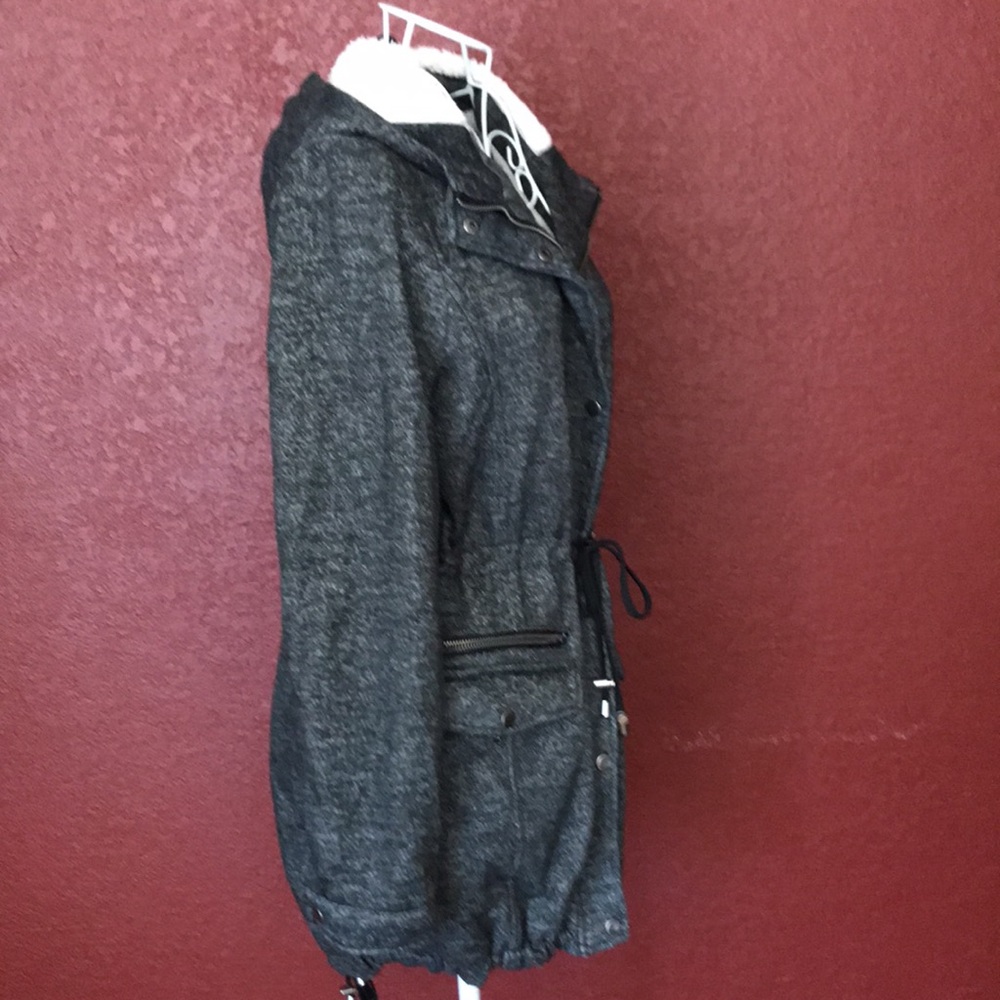 Jacket - Picture 2 of 4